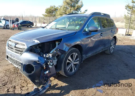 2018 Subaru Outback 2.5I Limited z USA, uszkodzony, nr VIN 4S4BSANCXJ3363428